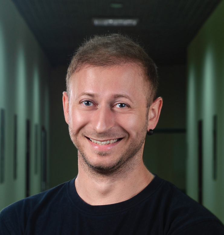 Maksym Zaporozhets Member Image